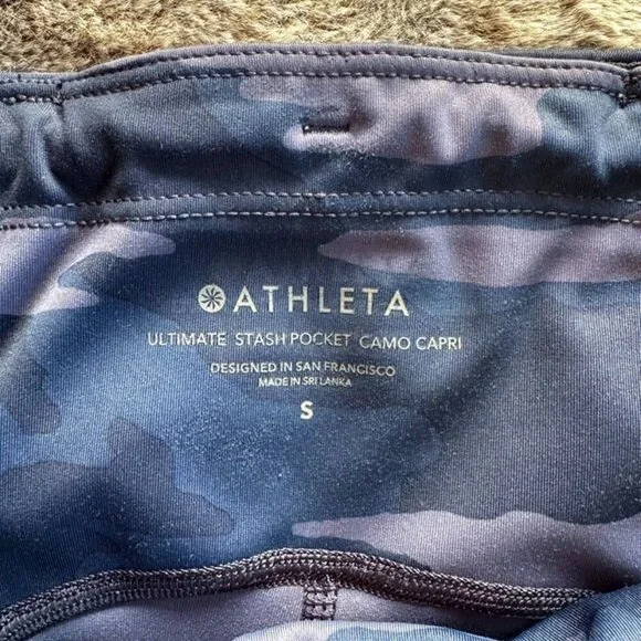 Athleta Ultimate Stash Pocket Camo Capri Sz S - Picture 6 of 8